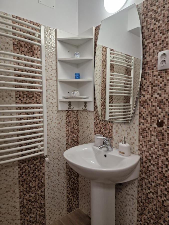 Laroka House Beautiful Apartment Universitate Center Bukareszt Zewnętrze zdjęcie